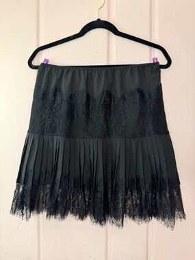 Black Lace Pleated Mini Skirt - Women's